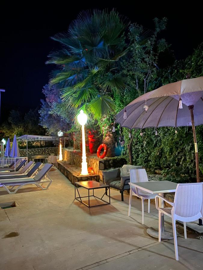 Nefis Hotel Oeluedeniz Екстериор снимка