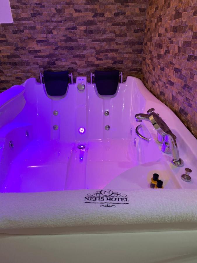 Nefis Hotel Oeluedeniz Екстериор снимка